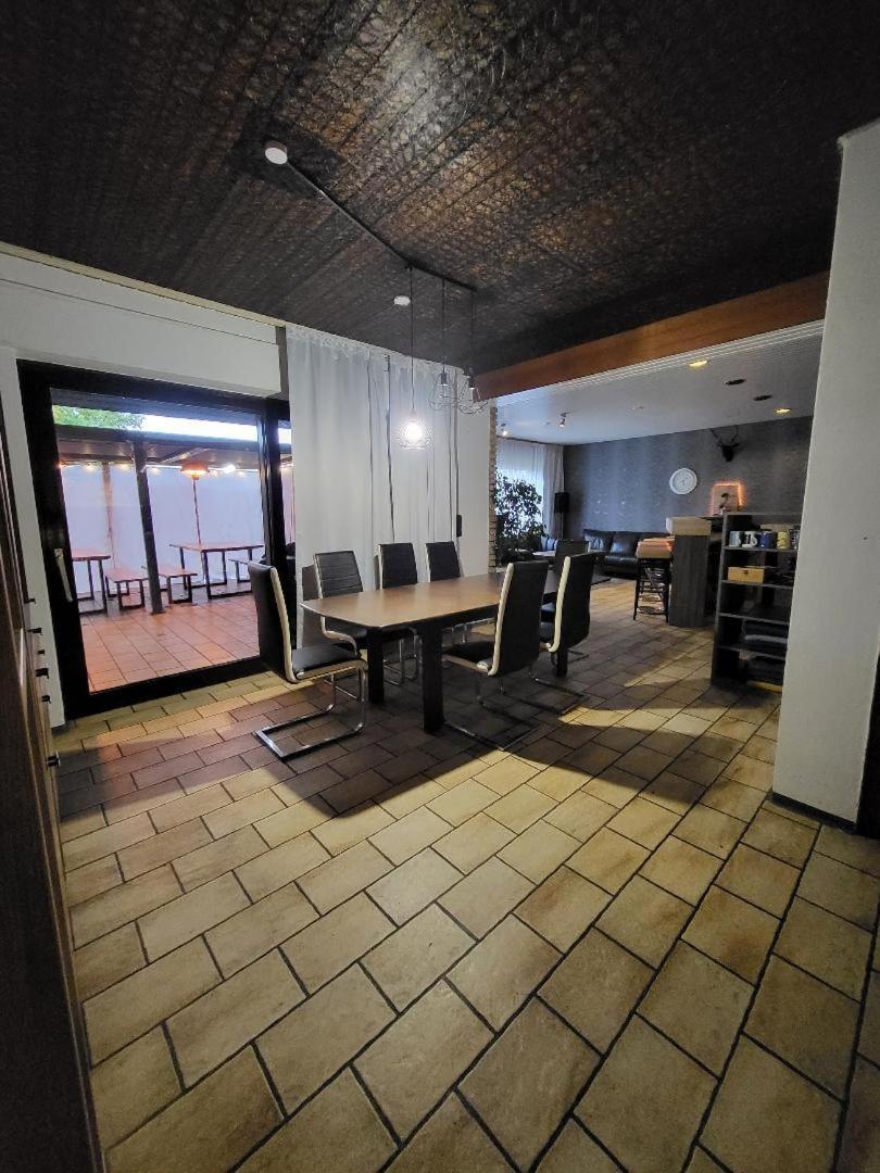Hani'S Partyhaus Verl Exterior foto