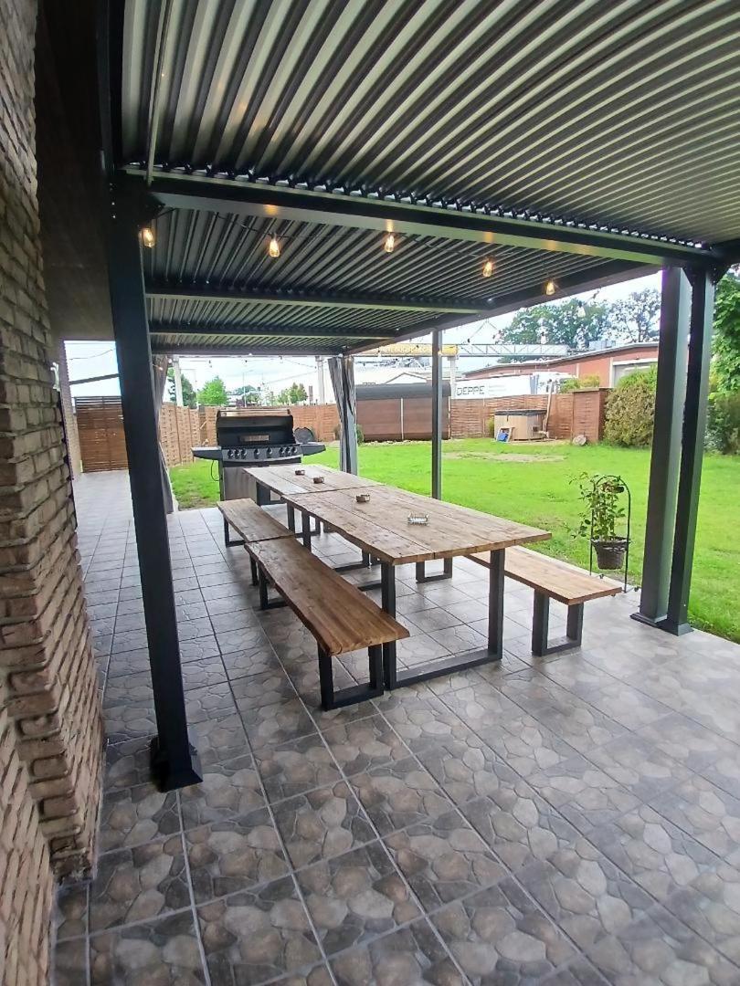 Hani'S Partyhaus Verl Exterior foto