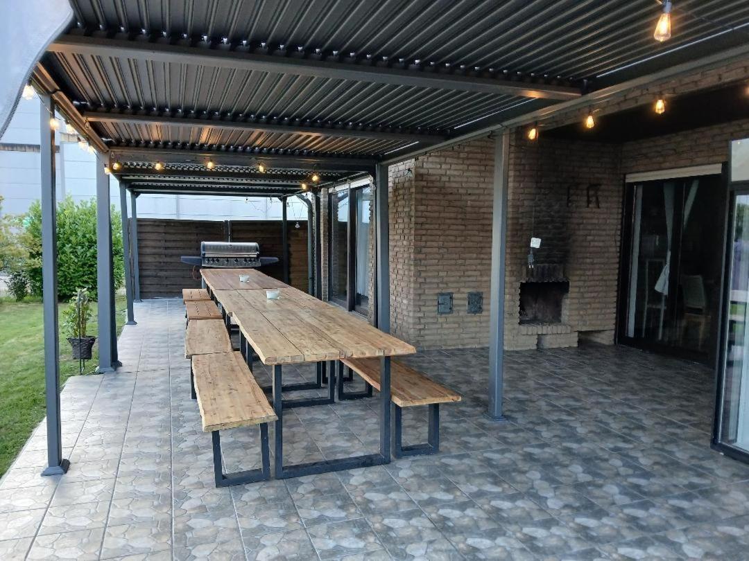Hani'S Partyhaus Verl Exterior foto
